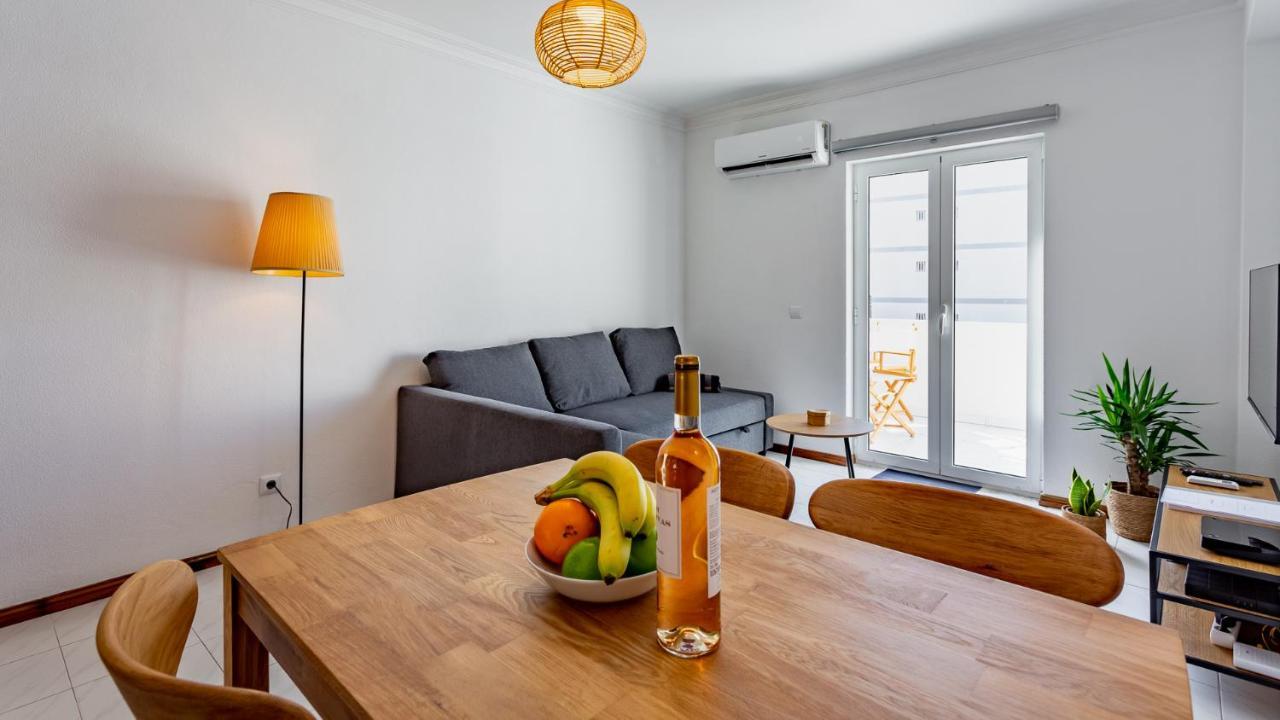 Bright 1Bdr Apartment W/Balcony By Lovelystay Vila Real de Santo António المظهر الخارجي الصورة