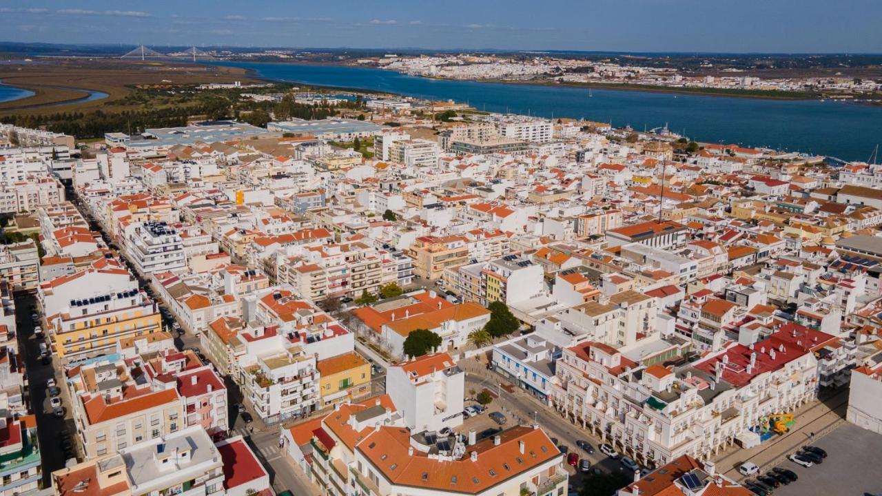 Bright 1Bdr Apartment W/Balcony By Lovelystay Vila Real de Santo António المظهر الخارجي الصورة